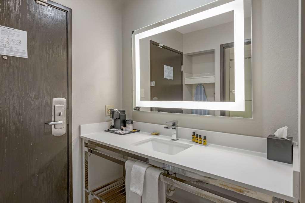 Best Western Plus Lafayette Hotel University Area Zimmer foto