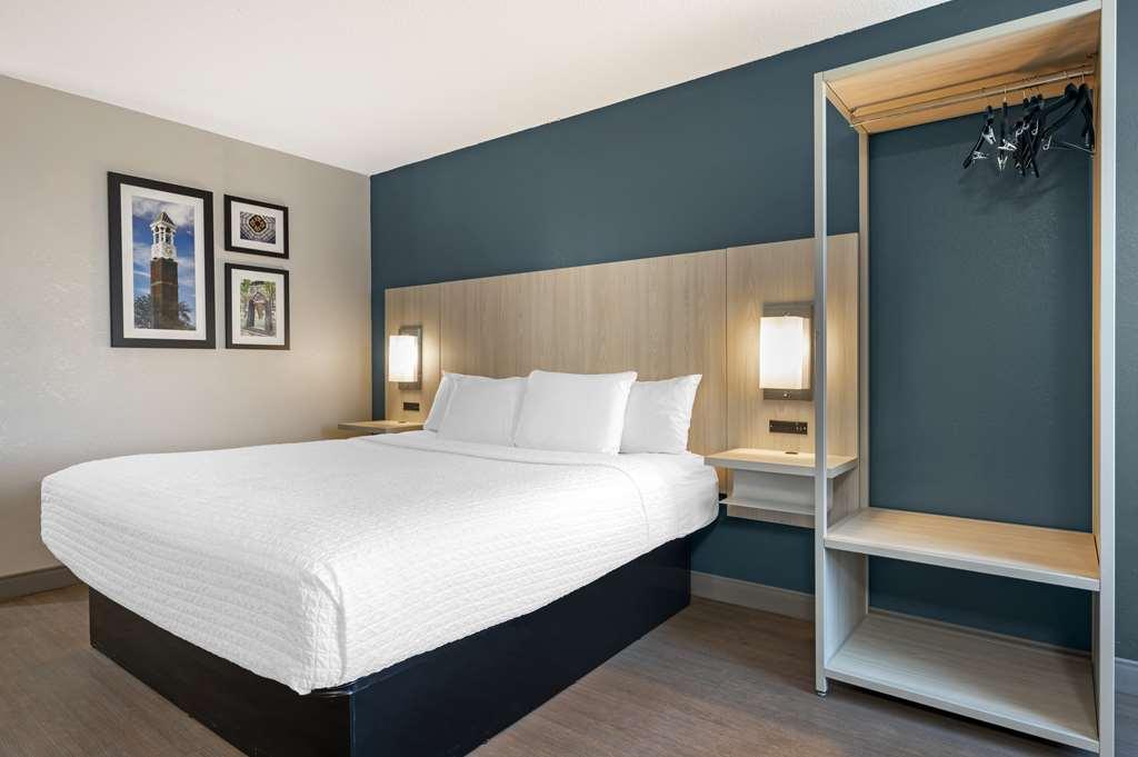 Best Western Plus Lafayette Hotel University Area Zimmer foto
