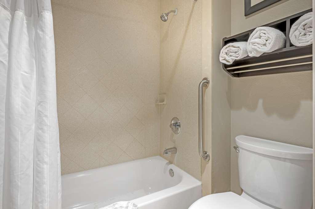 Best Western Plus Lafayette Hotel University Area Zimmer foto
